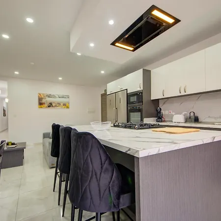 아파트 Lovely 3br With Private Terrace In Swieqi By 360 Estates *